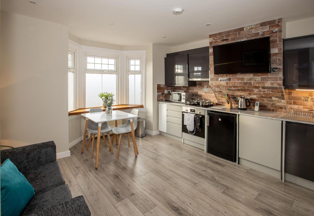 Bright And Luxurious Flat In The Heart Of Reading Apartment Luaran gambar